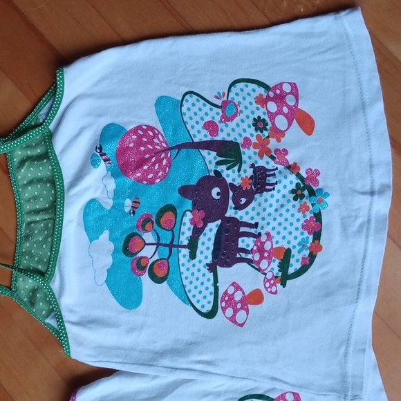 3/$20 Two camisoles Size 6-8 years old - Picture 3 of 4